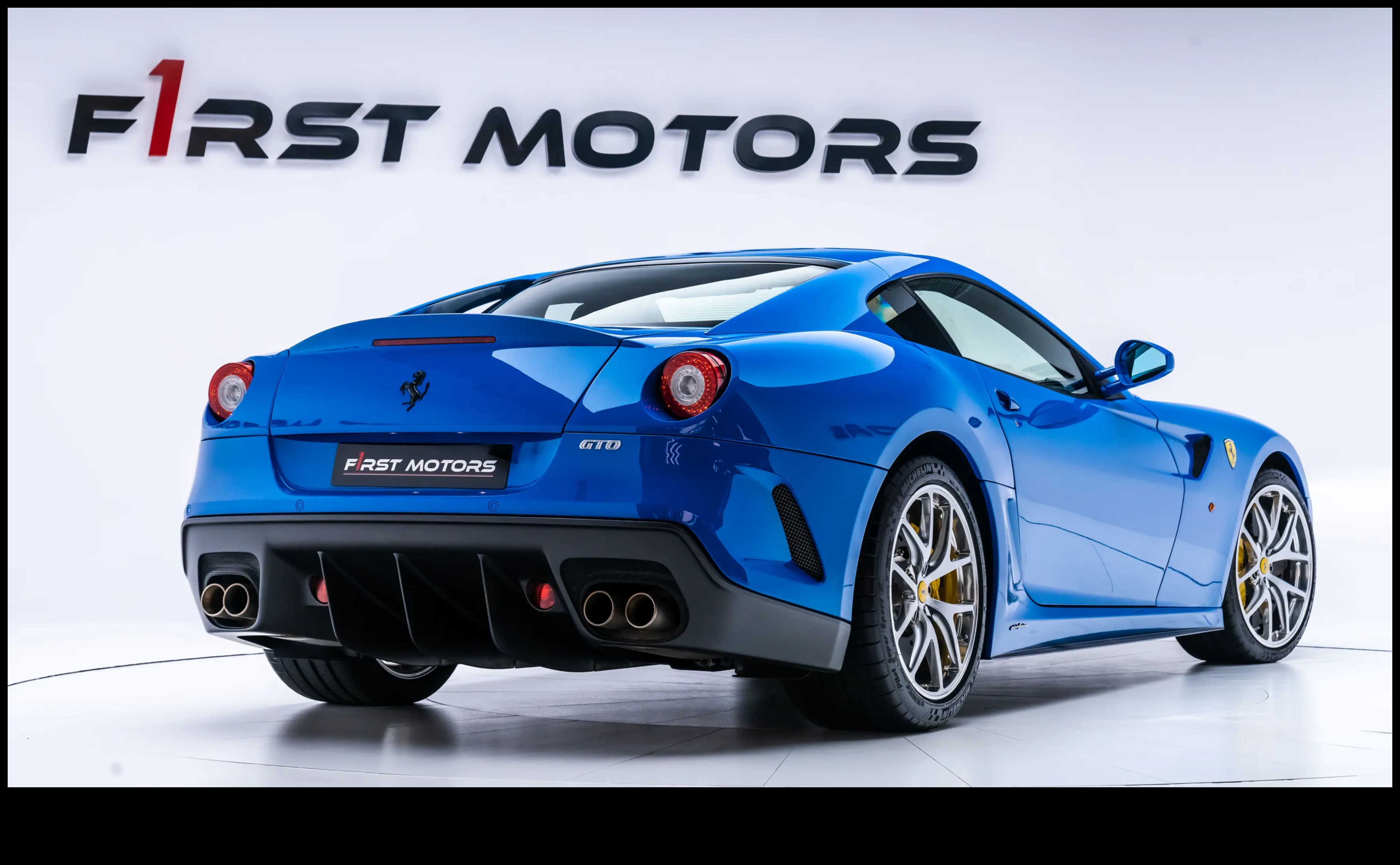 Paātrinājuma simfonija Harmoniskā sporta automašīnu dzinēju rūkoņa 5 Paātrinājuma simfonija: Harmoniskā sporta automašīnu dzinēju rēkoņa