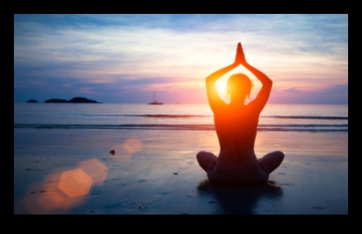 Sāciet savu brīvdienu ar šiem rīta detoksikācijas rituāliem 4 Rīta detoksikācijas rituāli: attīrošo sulu iekļaušana savā dienā