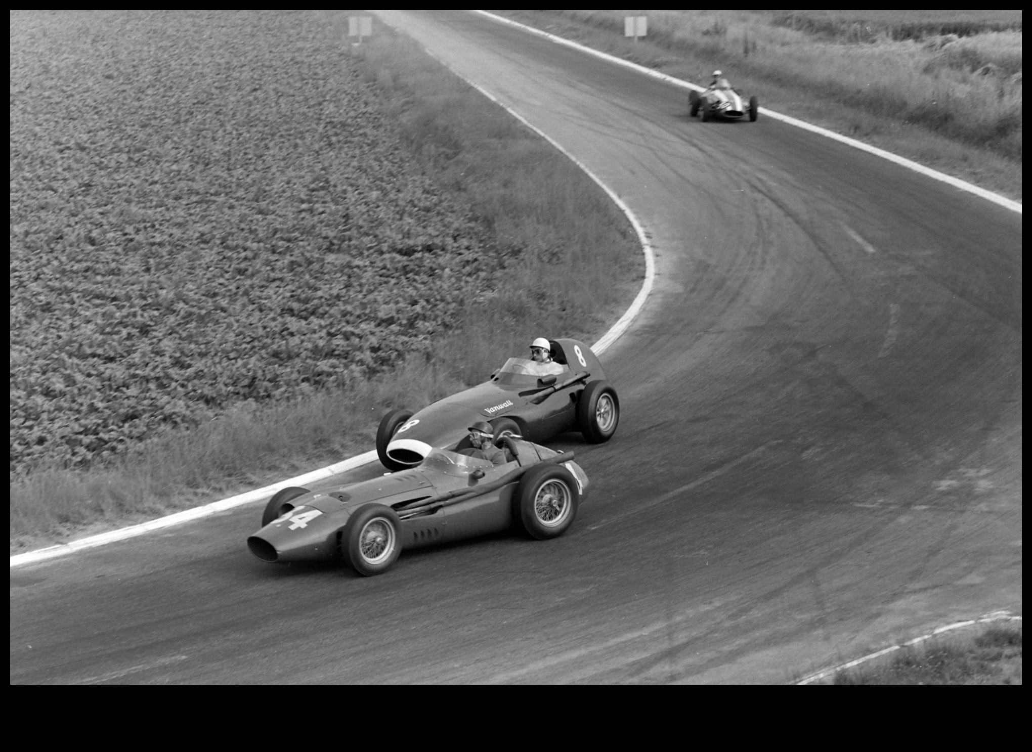 Sacīkšu sacensības: ikoniskas sacensības, kas veidoja motosportu