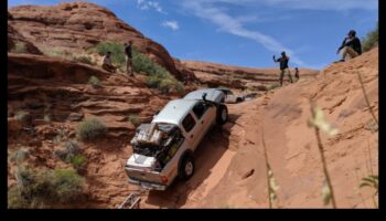 Ārpus tīkla: bezceļu piedzīvojumi ar elektriskiem bezceļiem